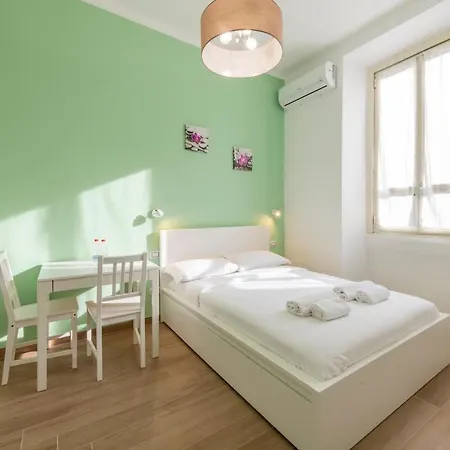 Umbria Design - B Апартаменты *